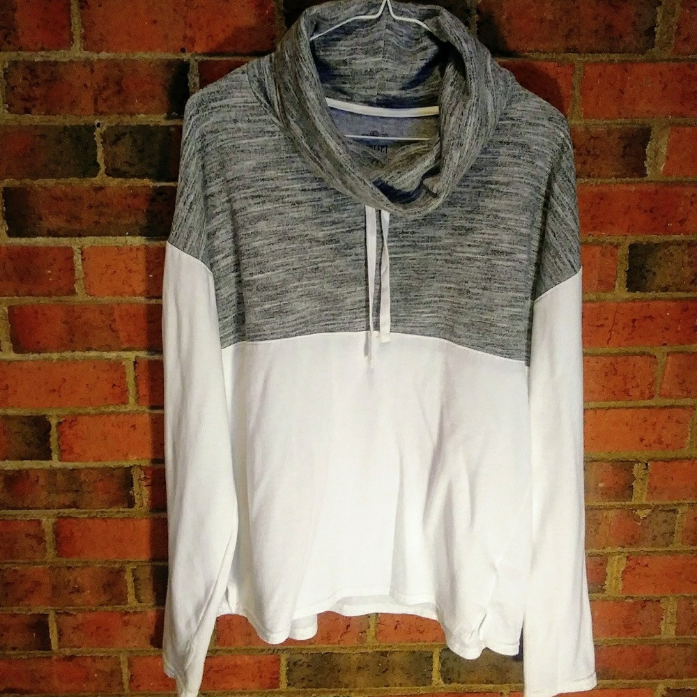 So Brand Kohls Perfect Sweatshirt Size L